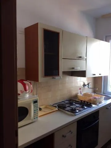 Nikola Биоград-на-Мору