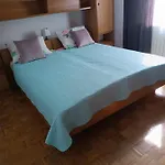 Nikola *