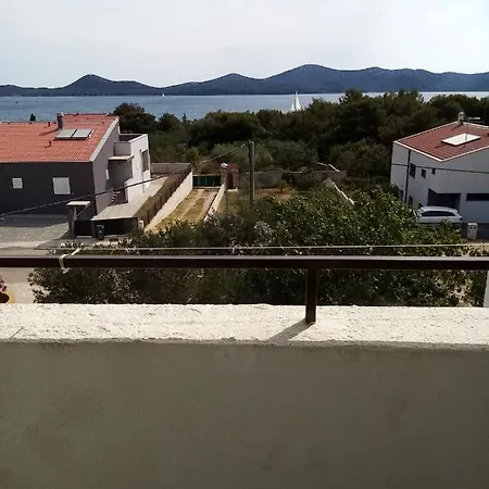 Appartement Nikola Biograd Na Moru