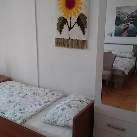 Nikola Biograd Na Moru