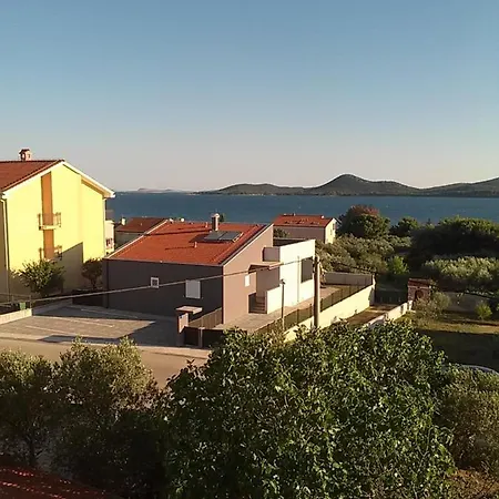 Appartement Nikola Biograd Na Moru