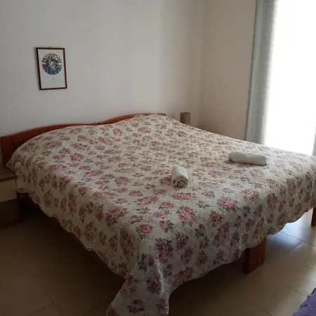 Apartment Nikola *