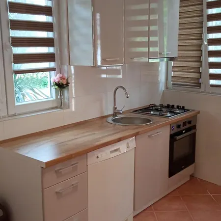 Appartement Nikola Biograd Na Moru