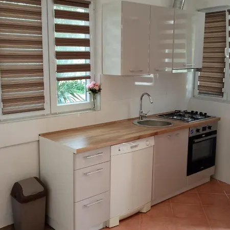 Nikola Apartment Biograd Na Moru