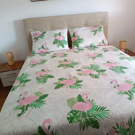 Nikola Appartement *